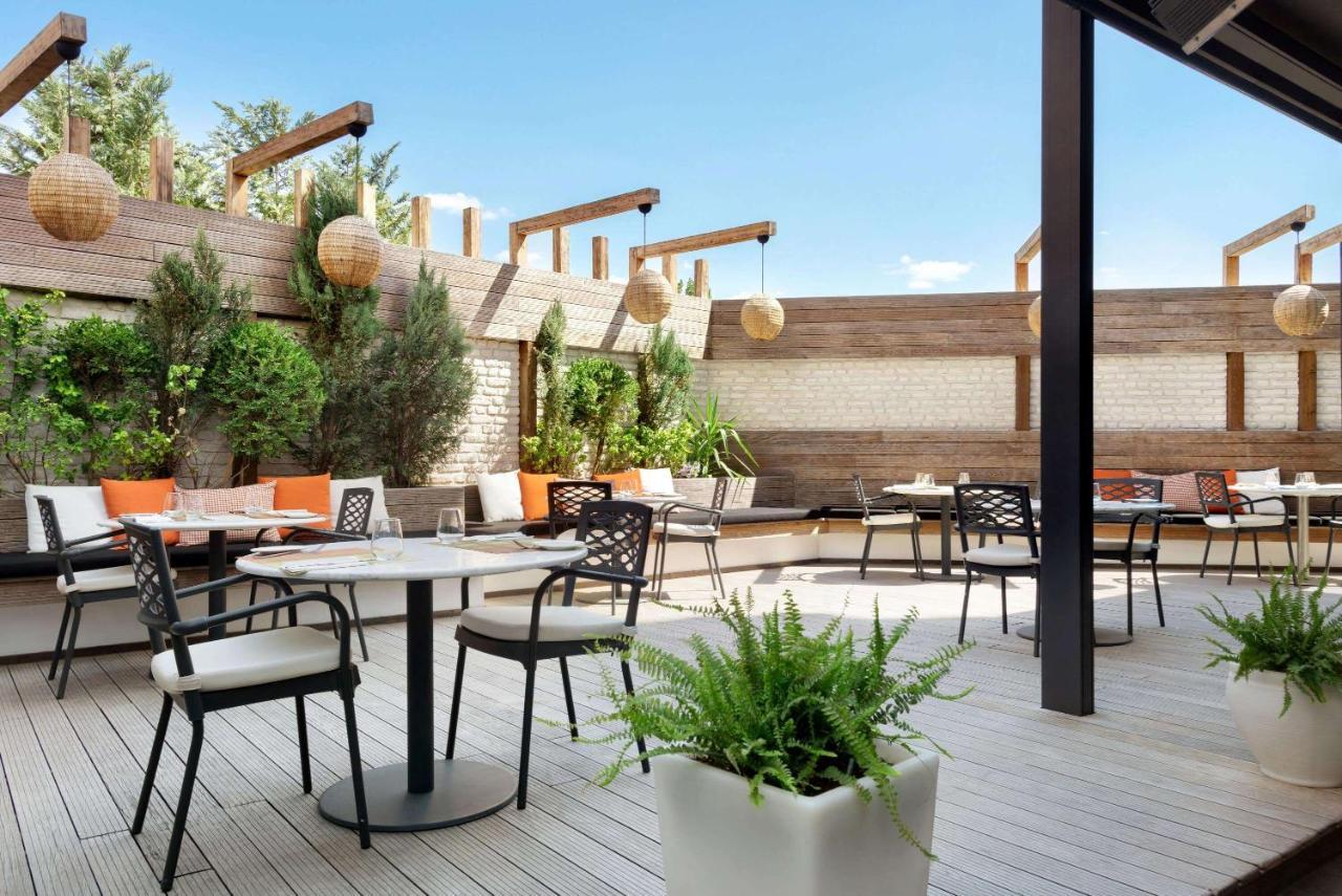 Ramada Plaza By Wyndham Eskisehir Exterior foto