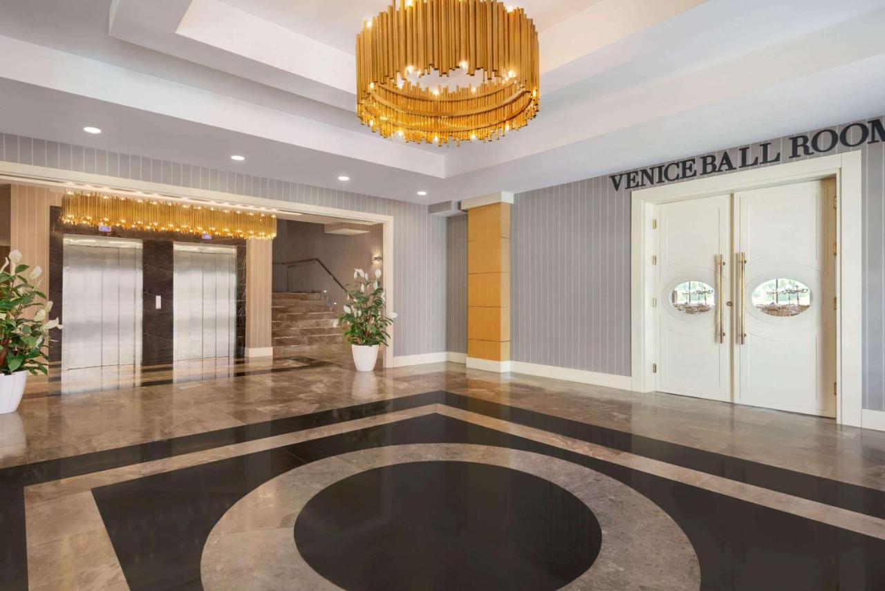 Ramada Plaza By Wyndham Eskisehir Exterior foto