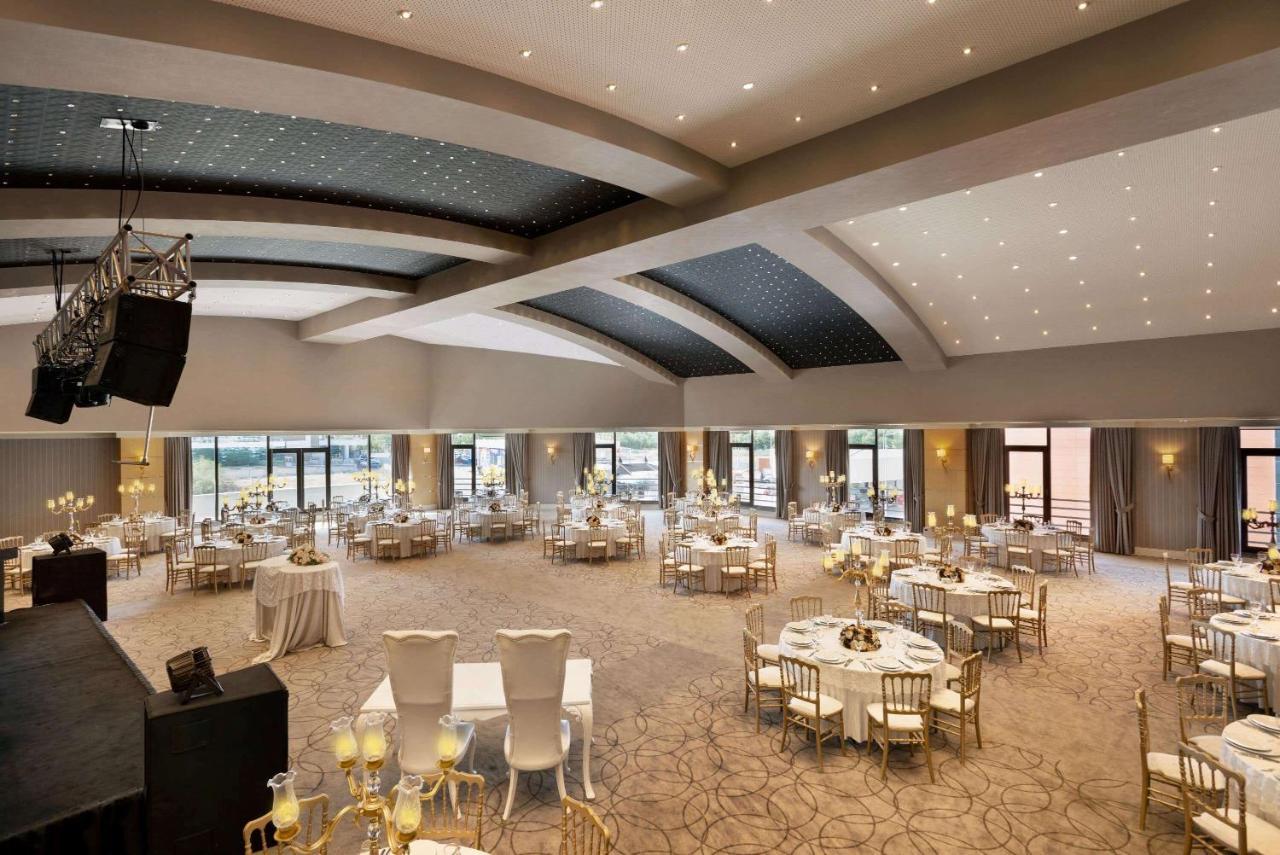 Ramada Plaza By Wyndham Eskisehir Exterior foto