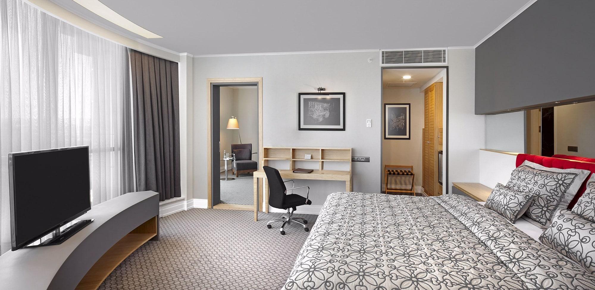 Ramada Plaza By Wyndham Eskisehir Exterior foto